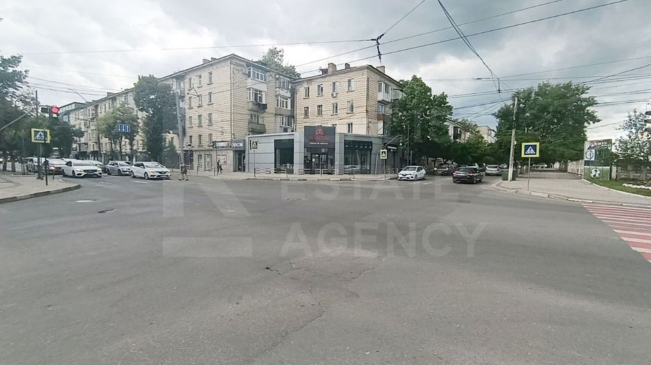 Vânzare, spațiu comercial, 370 mp, str. Mihai Viteazul, Bălți - Poză 12