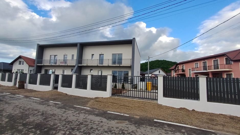 Casă tip Duplex -Sângeorgiu de Mureș - Poză 3