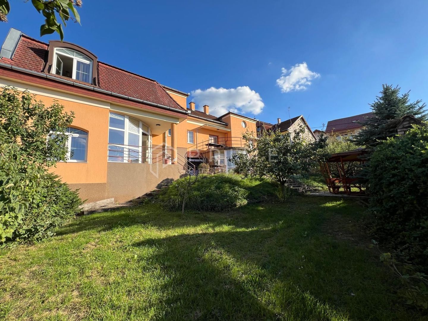 Casă de vânzare | Zonă exclusivistă – Târgu Mureș, Cornișa - Poză 2