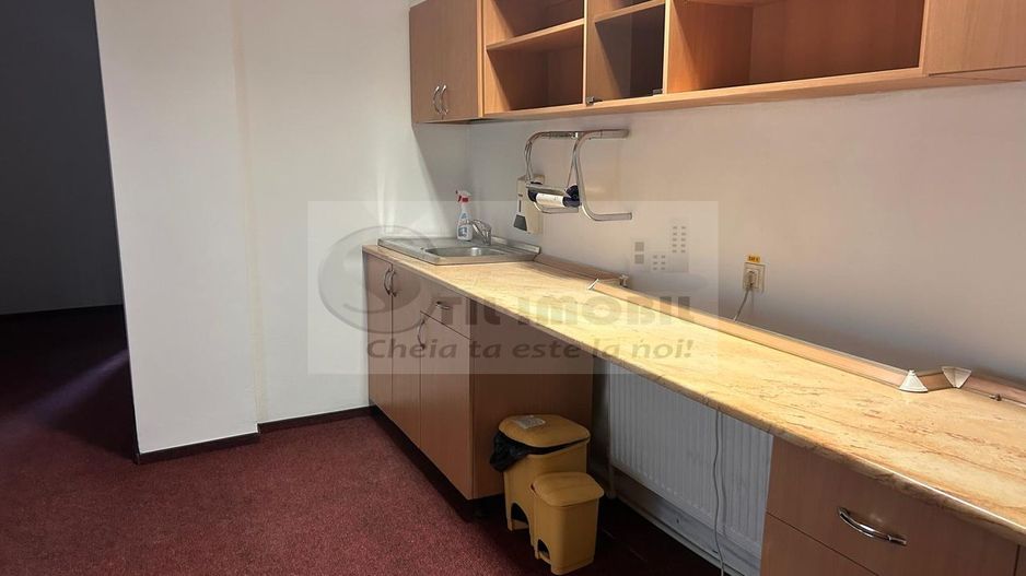 Spațiu de birouri modern Targu CUCU -1100 EURO - Poză 6