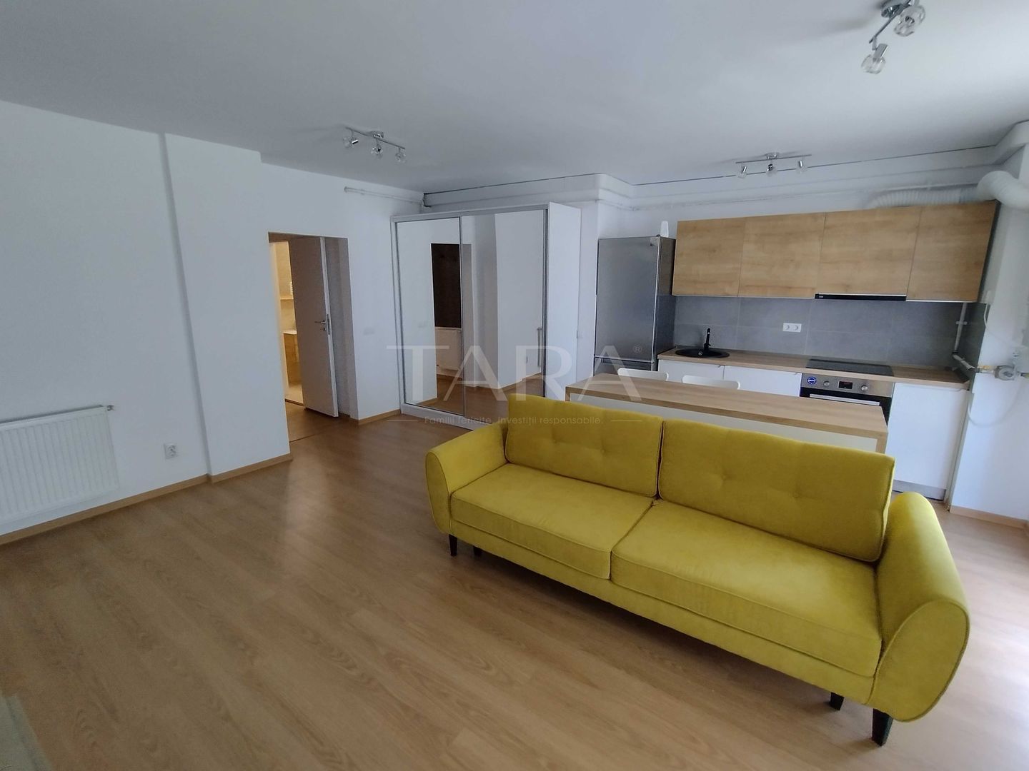 Apartament Complet Mobilat și Utilat, Terasă. - Poză 1