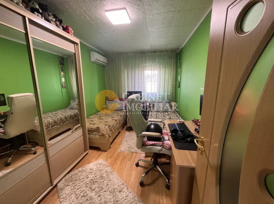 Apartament cu 2 camere decomandat, etaj intermediar - zona Garii - Poză 2
