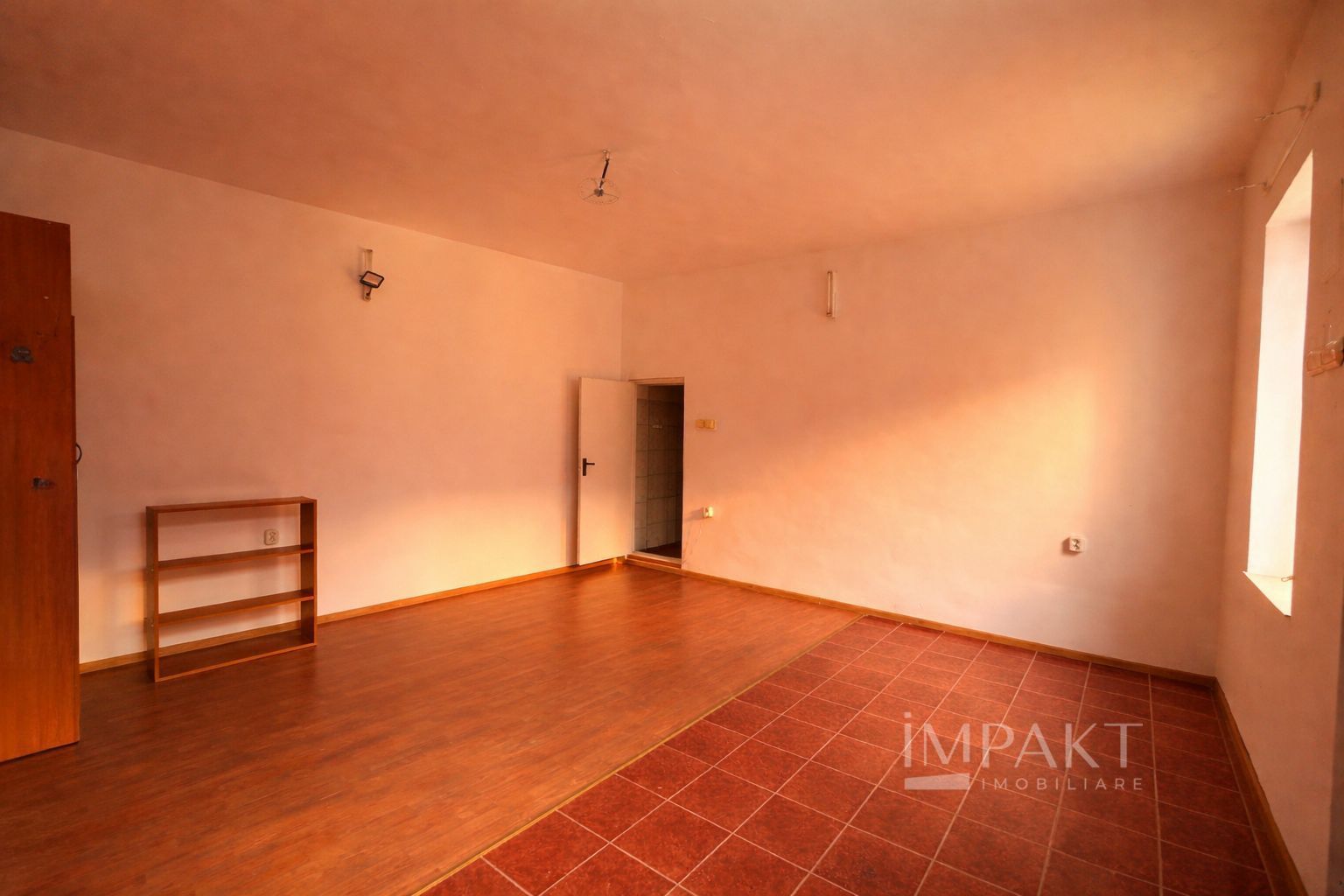 Spatiu de inchiriat 30 mp, parcare, zona semicentrala - Poză 2