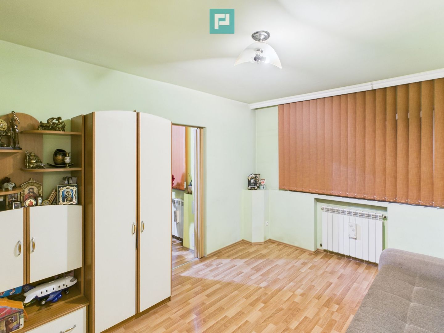 Apartament cu 3 camere tip X,  Str. Feldioarei - Poză 1