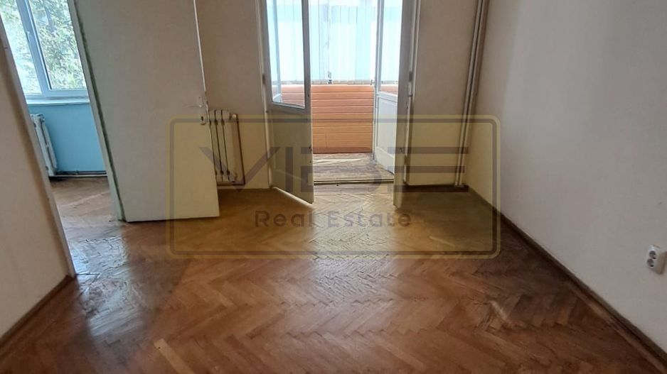 Tudor Vladimirescu -etaj 1- 51 mp! - Poză 7