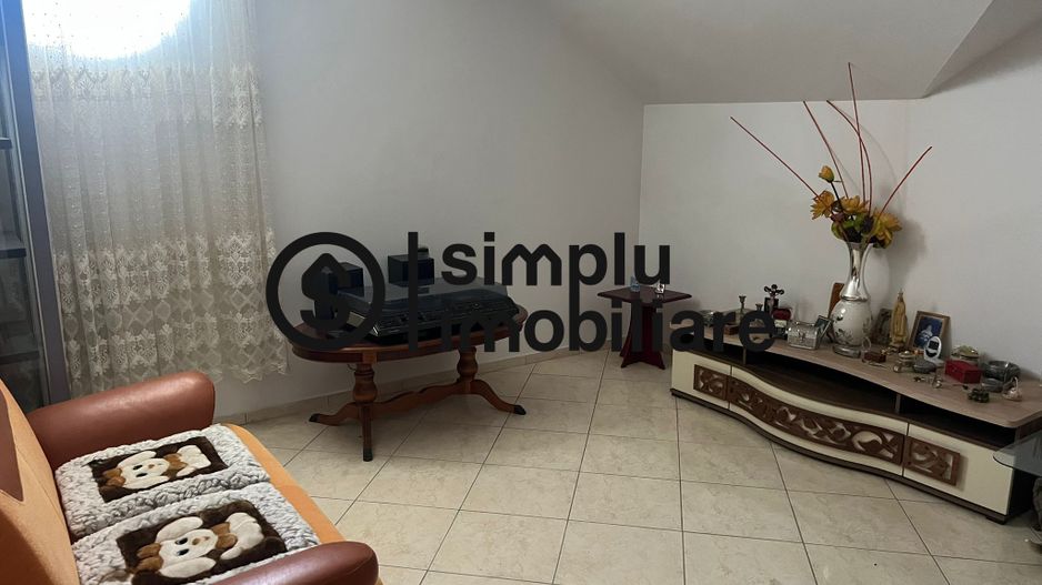 Vila S+P+1+M Lapus, str Paunitei - Poză 79