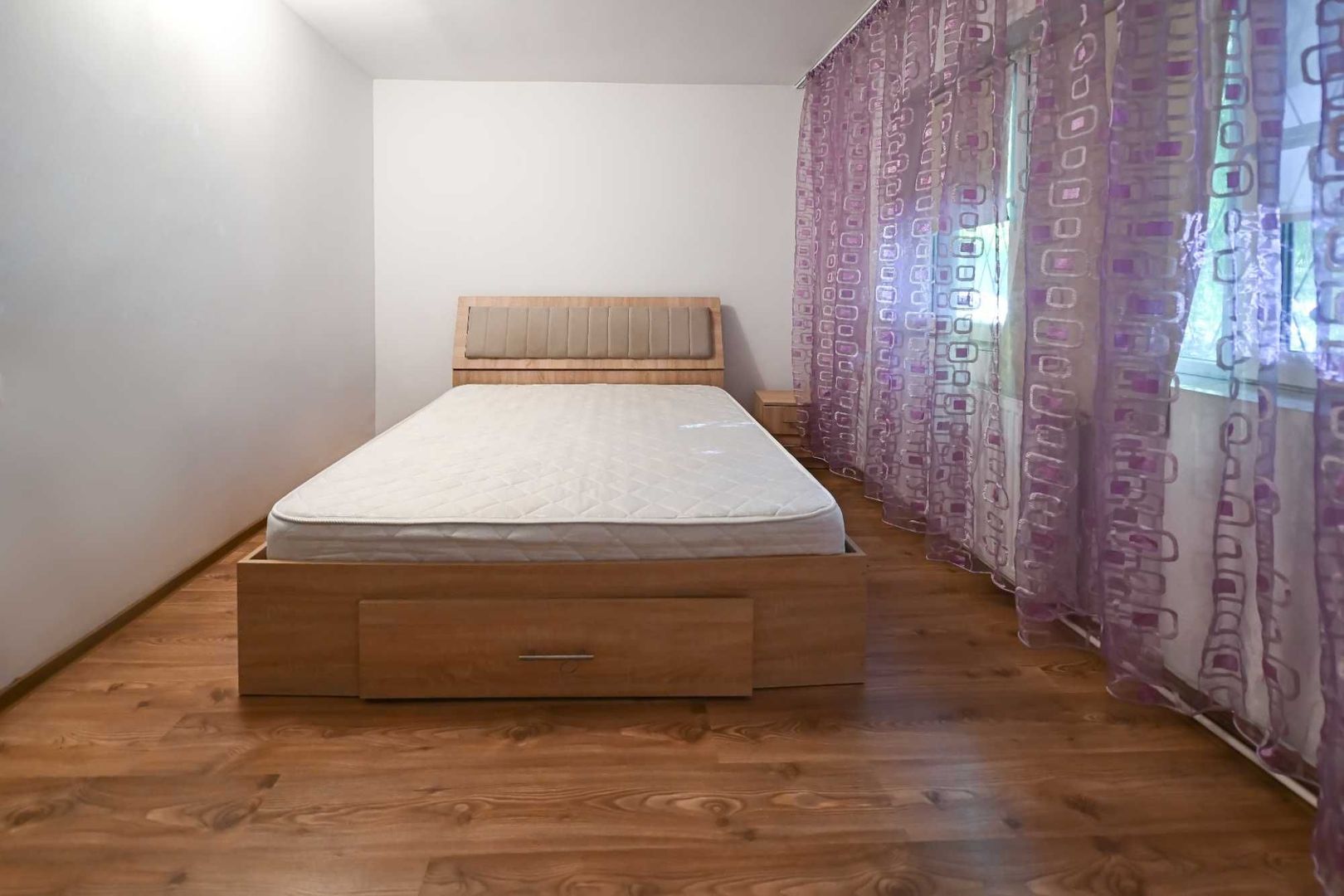 Apartament 2 camere 54 mp – Rovine, parter Centrală proprie - Poză 4