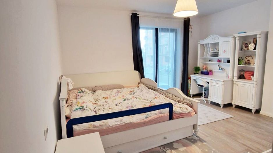 Apartament cu 4 camere, decomandat, zona Albert - Poză 4
