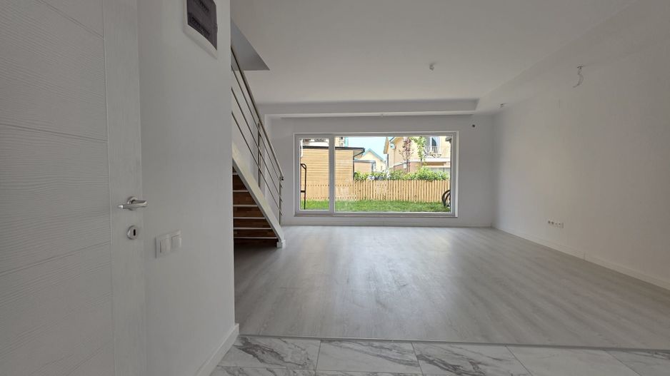 Vilă modernă 3 camere cu grădină privată – Cosmopolis - Poză 12