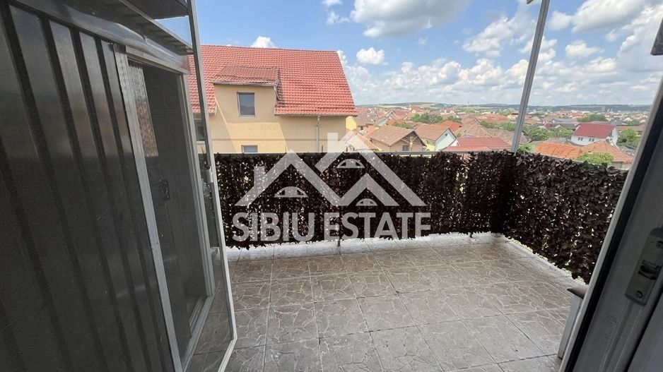 Apartament 2 camere | Balcon panoramic | Str. Rusciorului - Poză 8