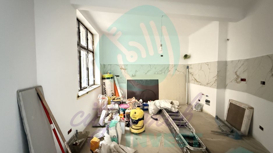 Apartament boieresc partial renovat - Poză 12