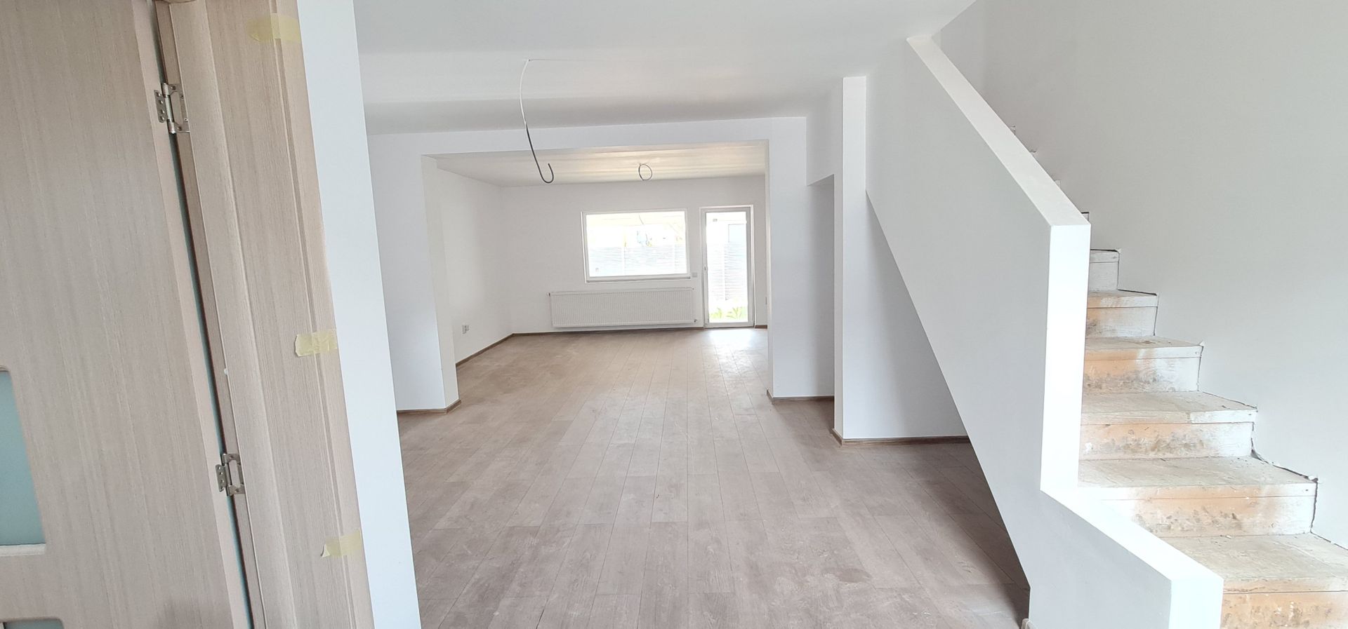 Casa finalizata intabulata in Cartier Izvor Tarlungeni Brasov - Poză 15