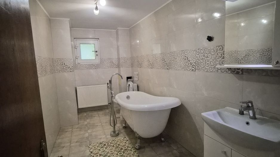 De vânzare Vilă individuala 11 camere curte proprie Parcul Carol - Poză 28