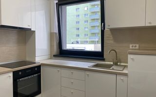 Garsoniera lux, etajul 1, cu balcon si loc de parcare inclus,   Coresi - Poză 7