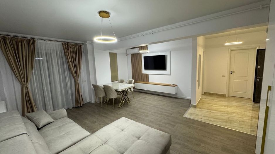 Închiriez apartament 2 camere Liberty Mall- Central Address - Poză 2