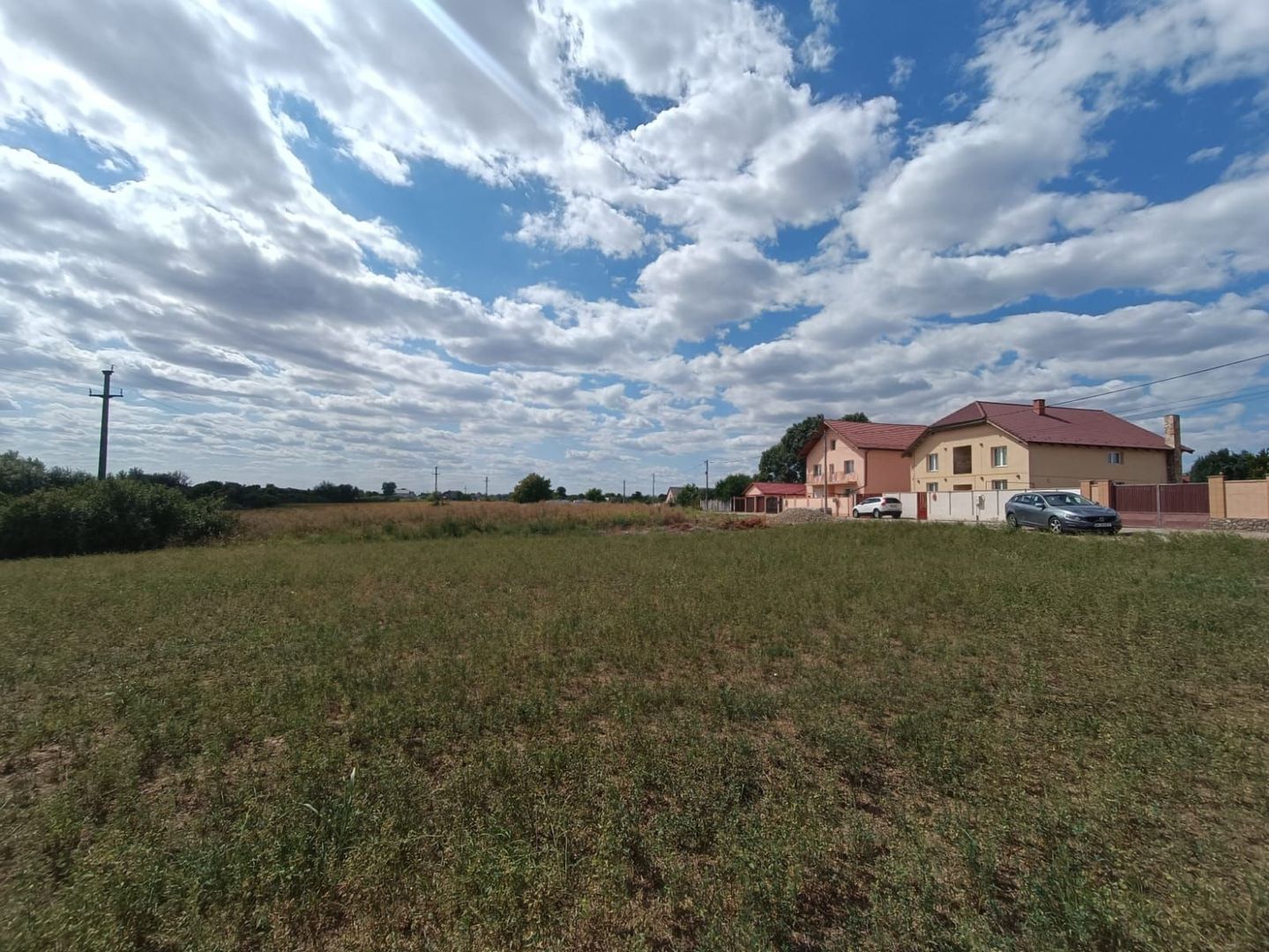 Descoperă o oportunitate rară: Teren intravilan- 2.000 mp în Zădăreni - Poză 1