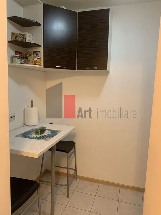 2 Camere Sala Palatului - Poză 5