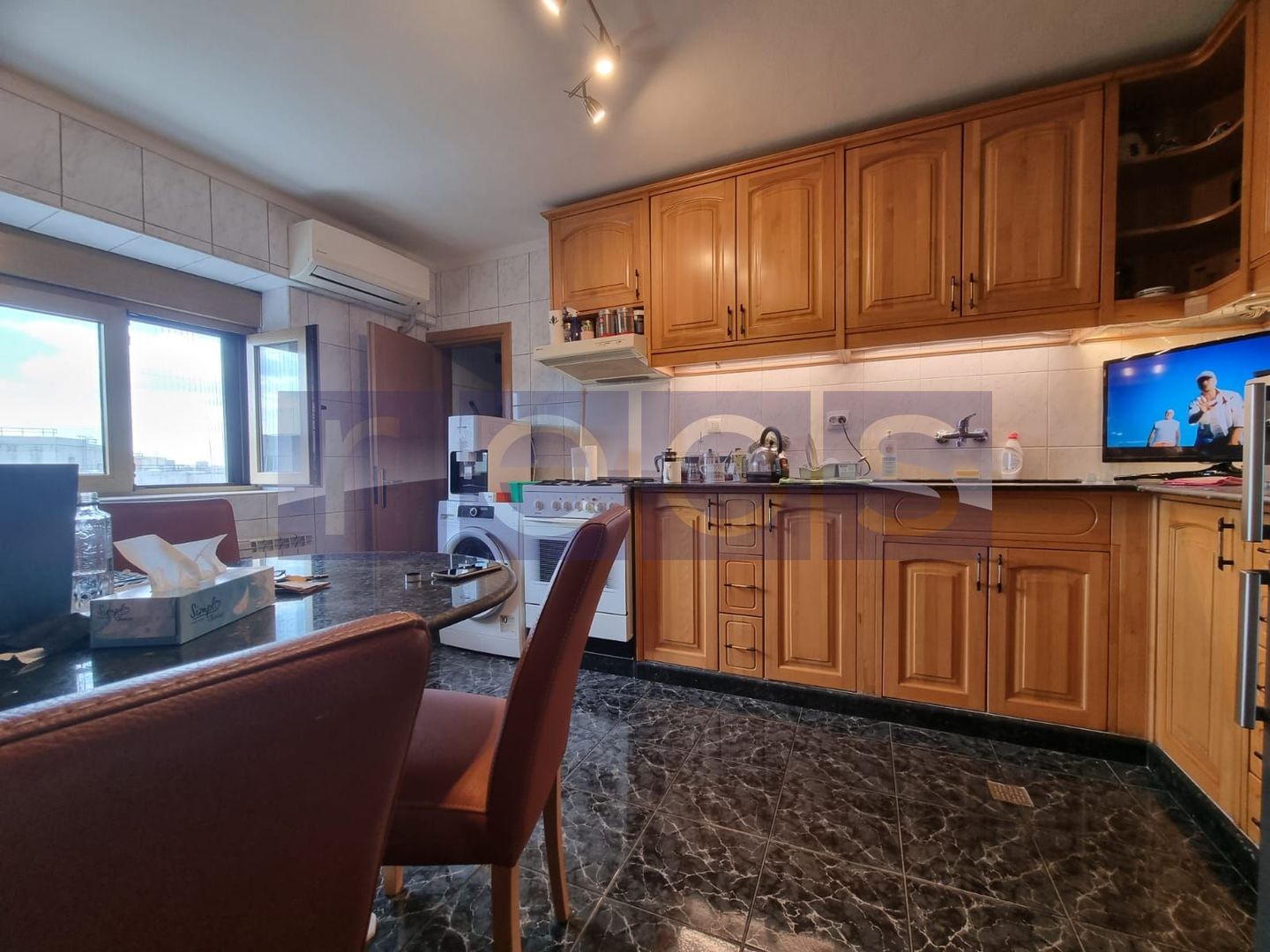 VANZARE 4 CAMERE - COMPARTIMENTAT IN 3 | ZONA DECEBAL - Poză 11