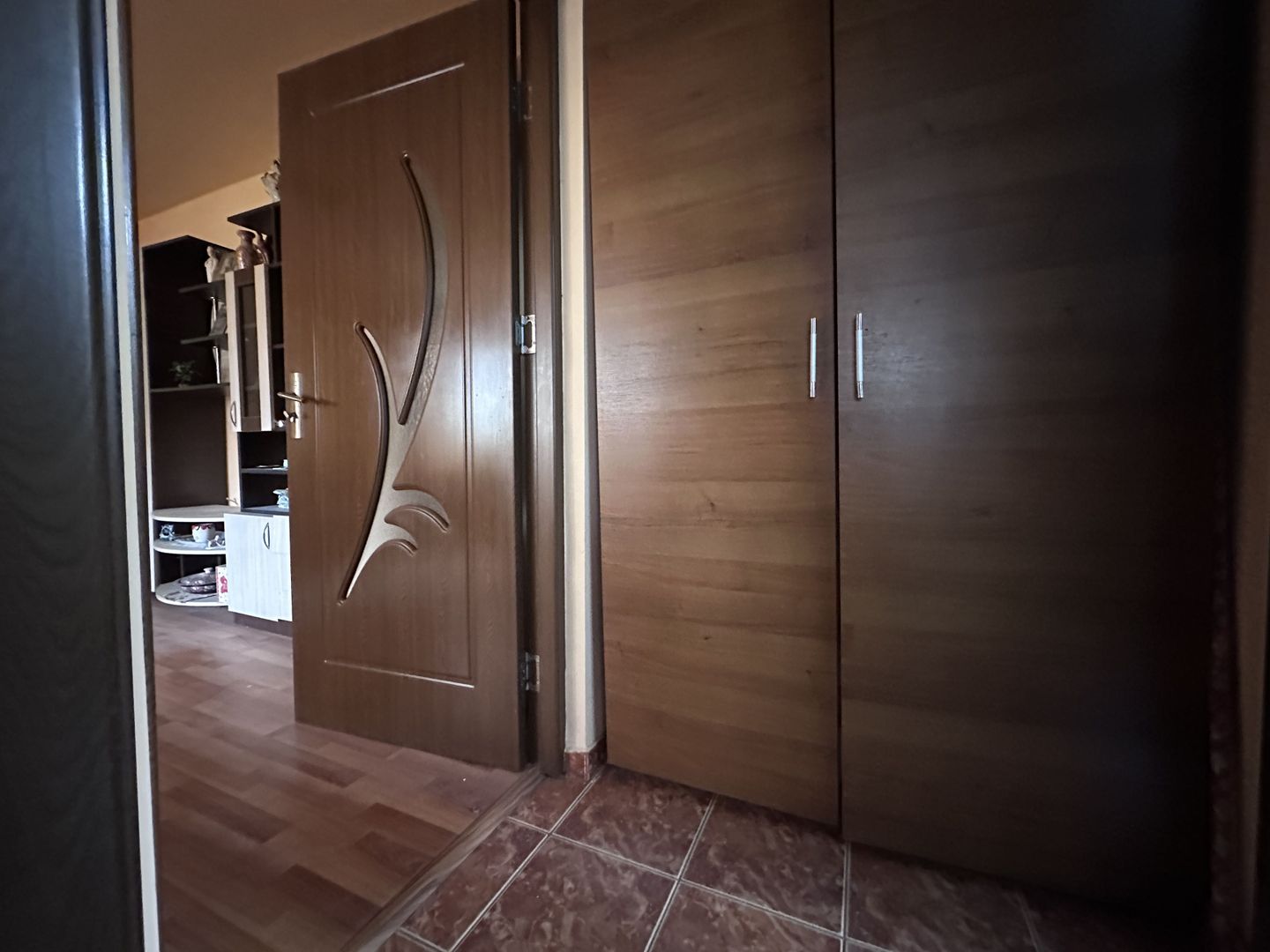 PARTER! Vânzare apartament cu 2 camere în Târgoviște - Poză 7