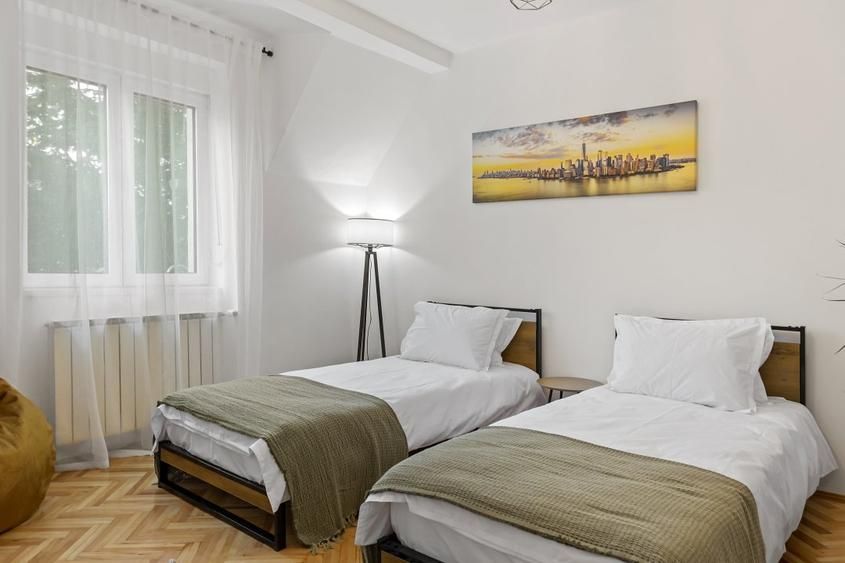Inchiriere apartament 3 camere in vila | Domenii | Intrare si curte proprie - Poză 6