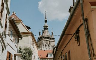 Casă / Vilă cu 4 camere în zona Cismigiu - Poză 3