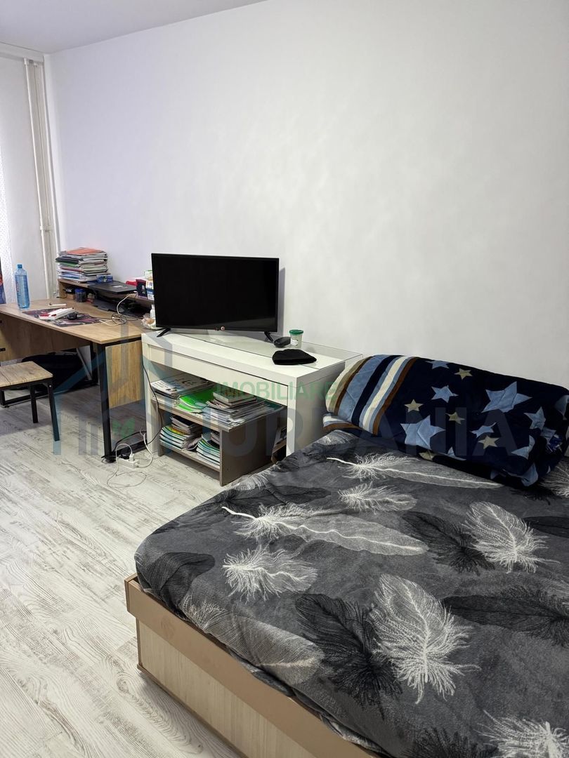Vând apartament cu 2 camere - Poză 3