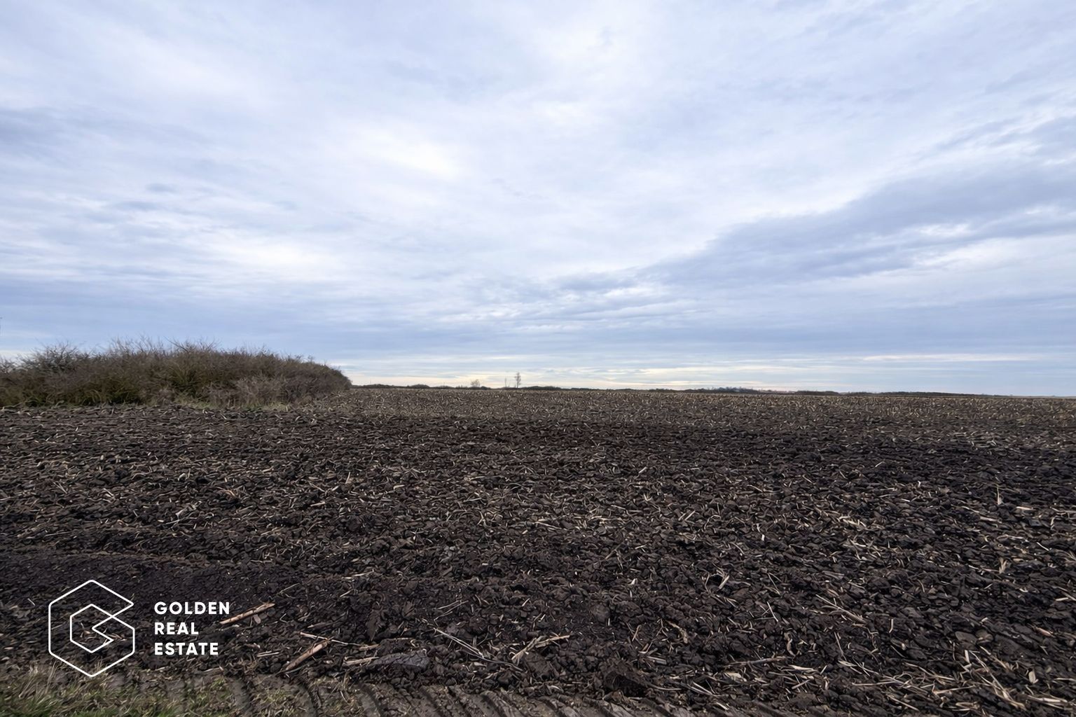 Teren agricol de vanzare, 17.900 mp, comuna Utvin - Poză 3
