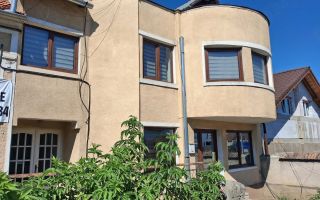 Spatiu central parter plus etaj de inchiriat. Ideal pentru birou, cabinet, fonduri europene - Poză 2