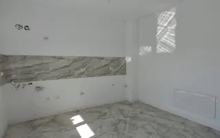Casă individuală cu 4 camere și teren de 450 mp – Rediu - Poză 14