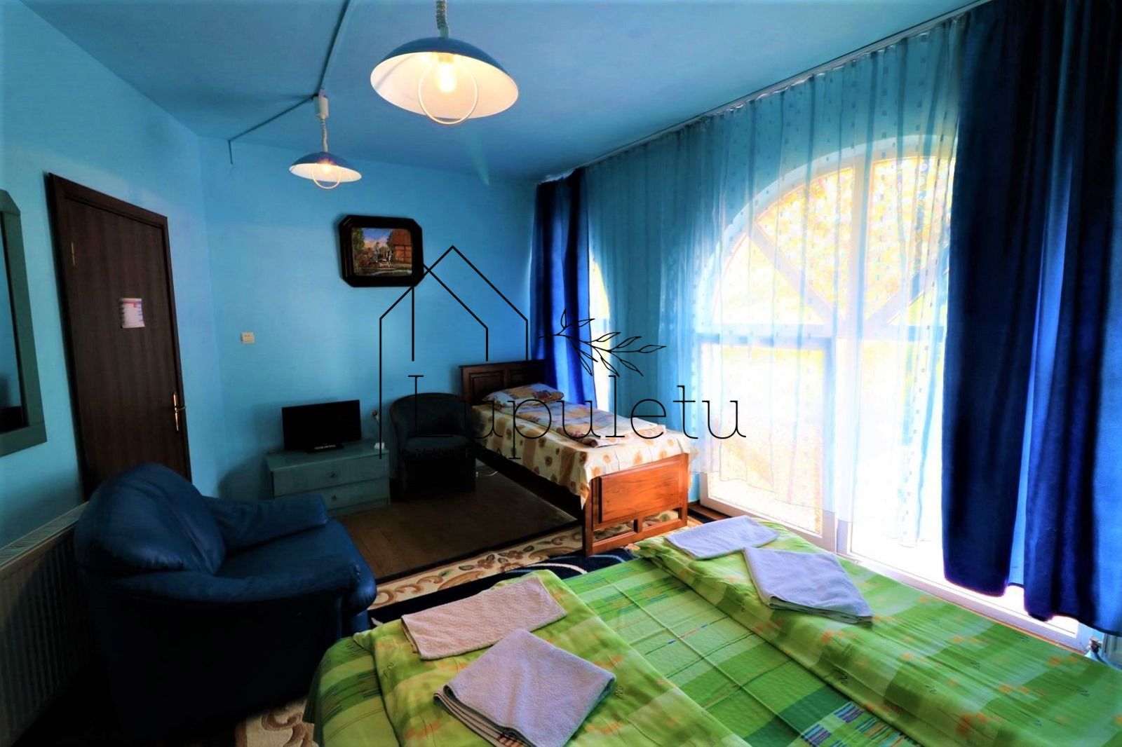 Pensiune de vânzare | 400 MPU | 10 Camere | Rasinari - Curmatura - Poză 27