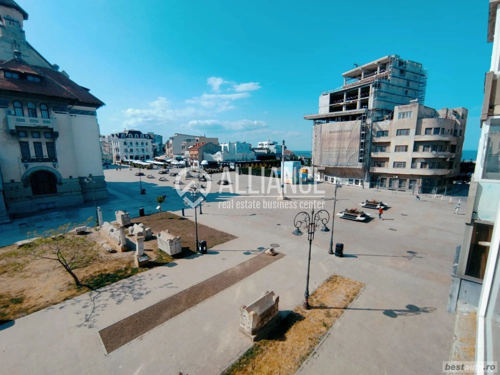 Piața Ovidiu, Constanța-Apartament deosebit de închiriat (Cod 008) - Poză 6