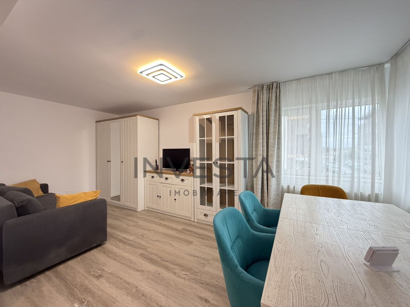 Apartament de vanzare 2 camere in vila | etaj intermediar | Zorilor - Poză 1