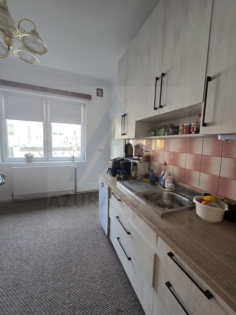 Apartament la casa 72 mp utili pet friendly si curte in zona Lazaret - Poză 7