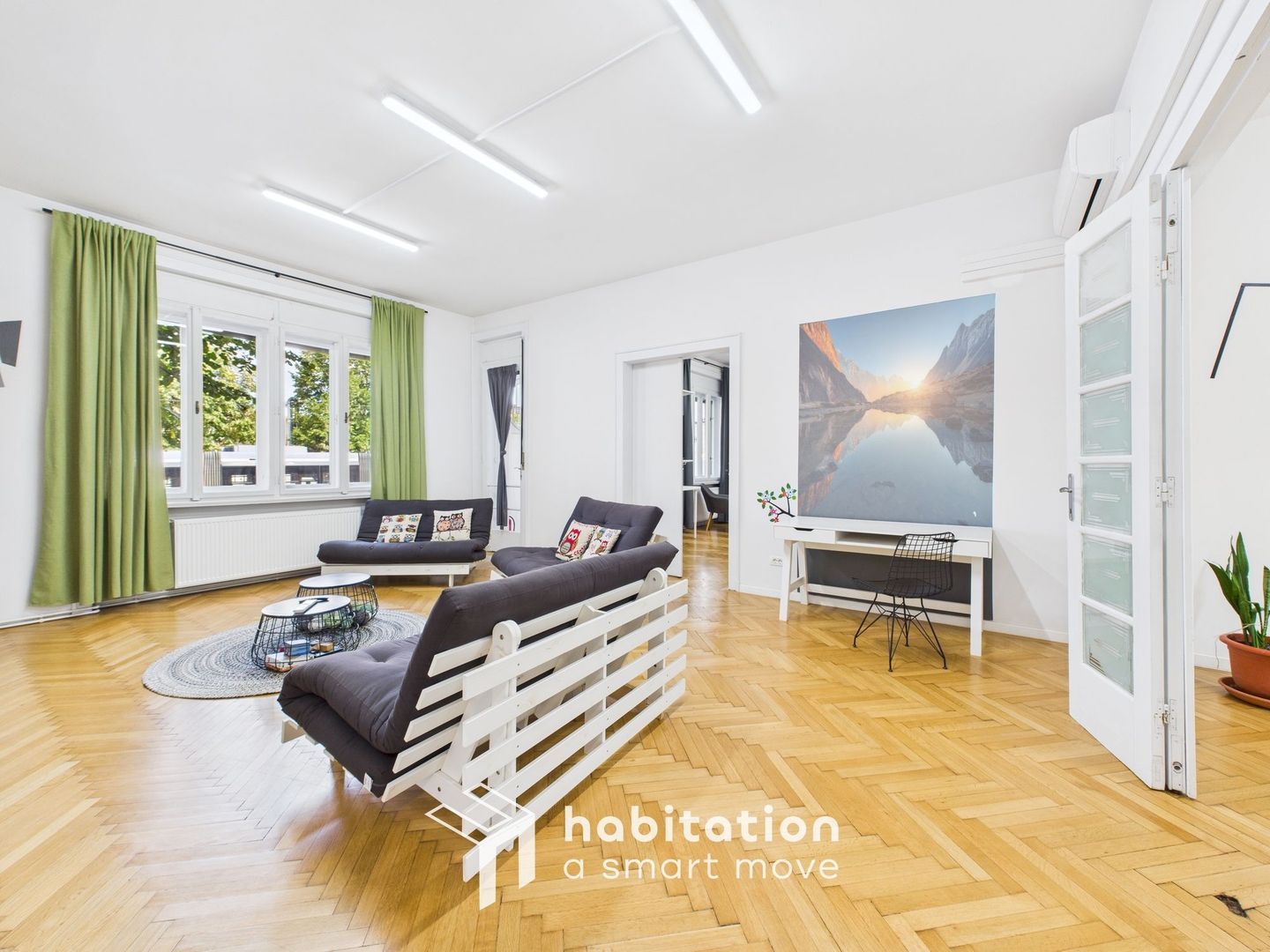 Apartament 4 camere, boem si spațios, chiar in centrul Timișoarei - Poză 1