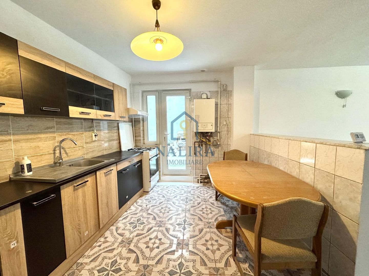 Casa de inchiriat - zona Parcului - Poză 4