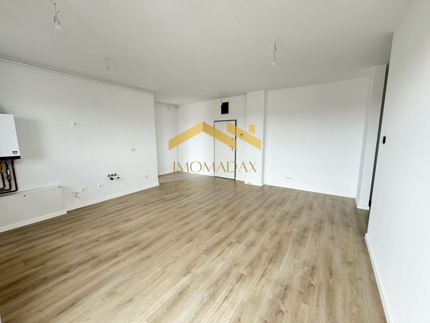 Apartament- 2 camere -1 loc de parcare - Poză 4