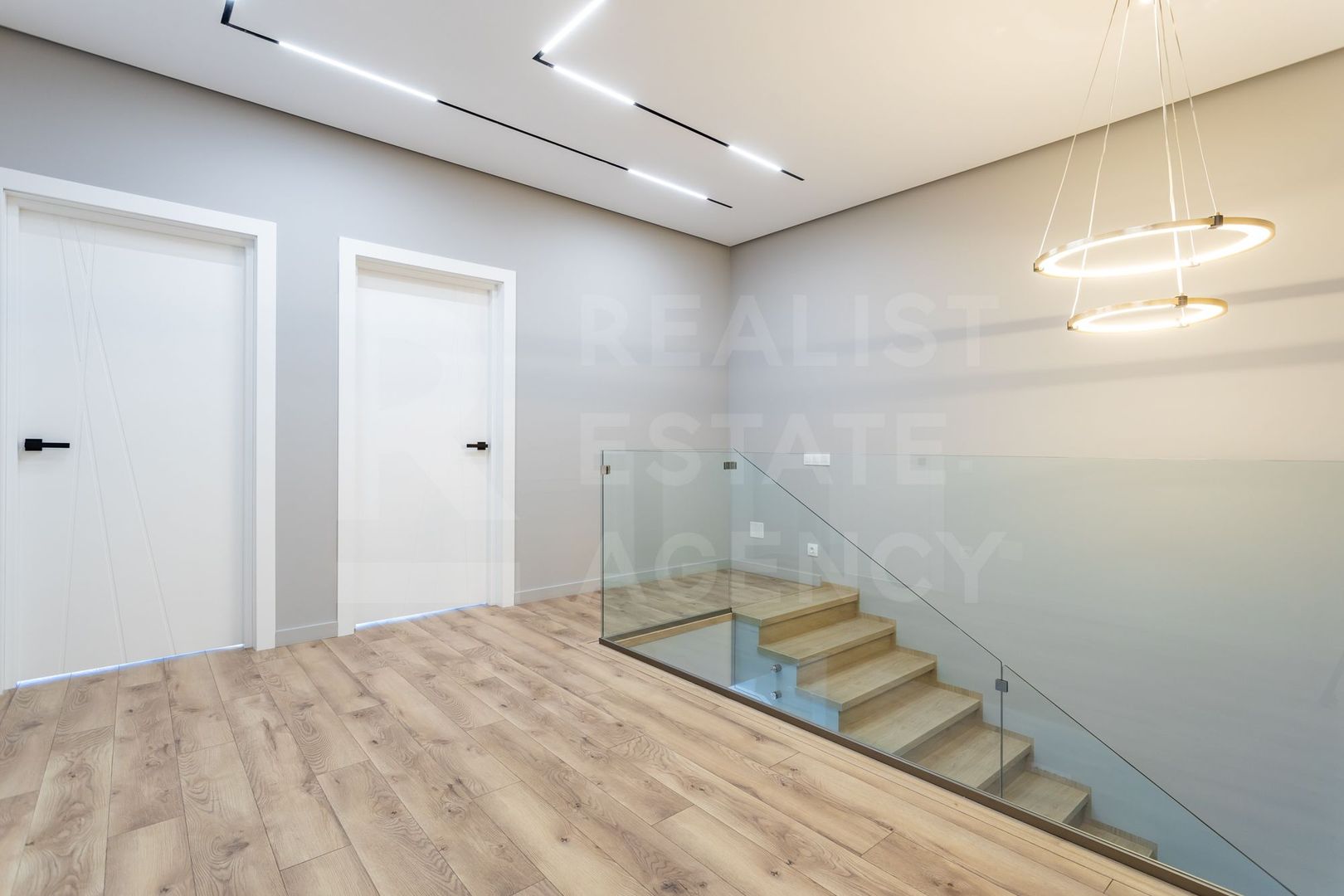 Vânzare, casă, 2 nivele, 4 camere, strada Sfânta Vineri, Tohatin - Poză 7