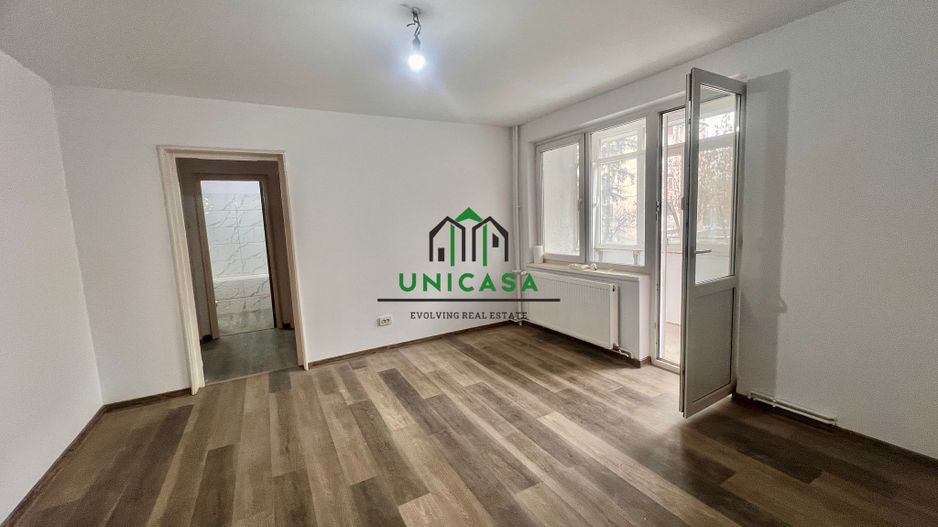 Apartament 2 camere /Etaj 1 / Zona 1 Mai - Poză 1
