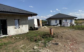 Casă parter de vânzare în Horpaz, Miroslava – 4 camere, 92 mp utili - Poză 3