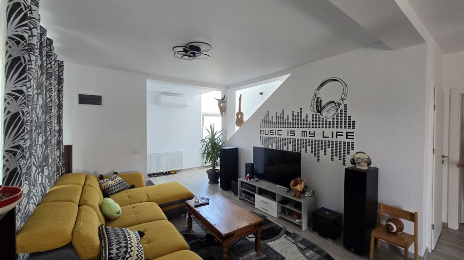 Sanandrei, Duplex pe Etaj, Proiect Modern, Desp prin camera Tehnica. - Poză 4