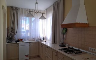 Casa cu 3 dormitoare, centrala gaz, in Cartierul Grigorescu, Oradea - Poză 7