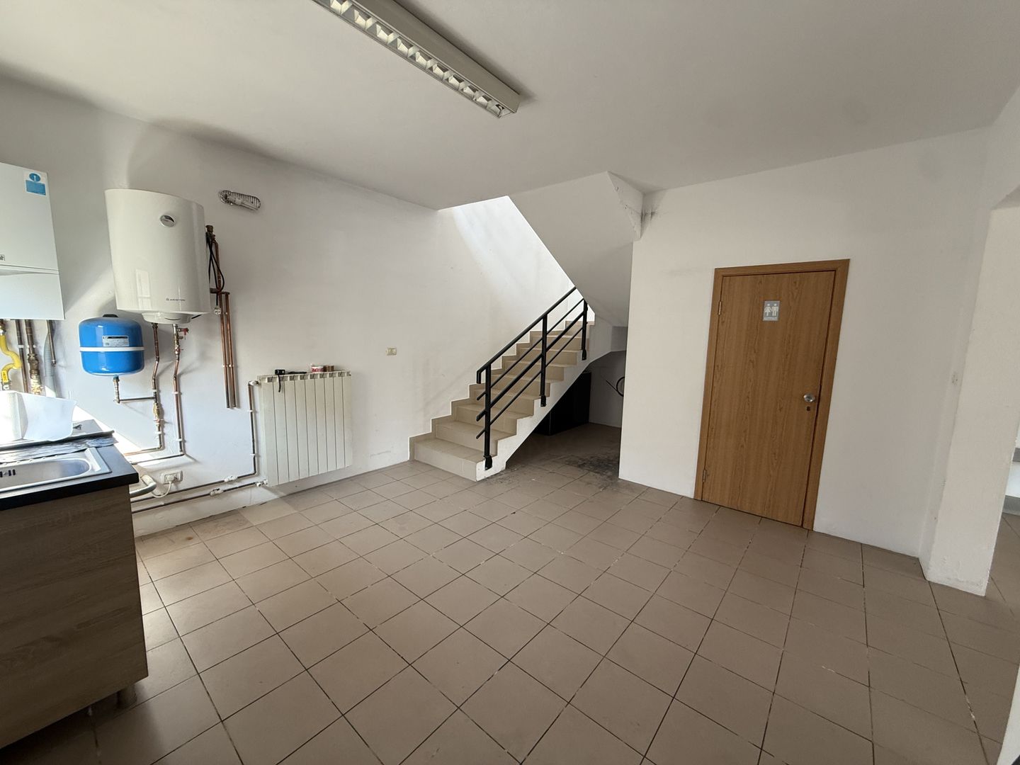 Clădire P+M Volovat | 224 mp | 650 mp teren | 154500 Euro - Poză 6