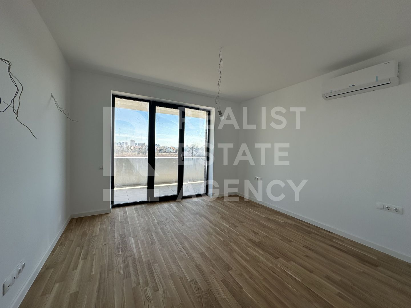 Apartament cu 2 camere  - Vedere spre lac, zona Sisești - Poză 3