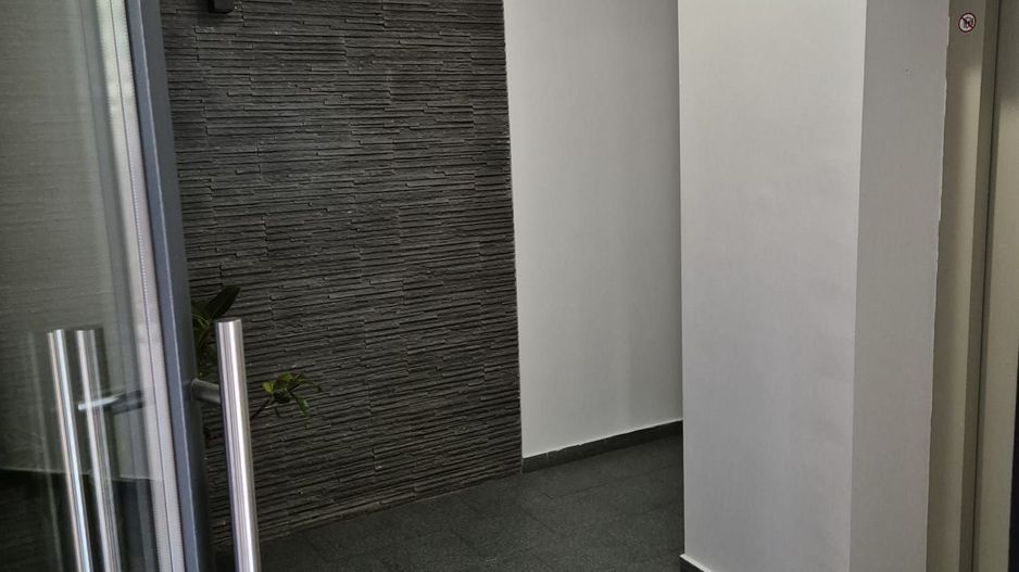 APARTAMENT DE LUX & LOC DE PARCARE BLOC NOU PRELUNGIREA GHENCEA 132 - Poză 9