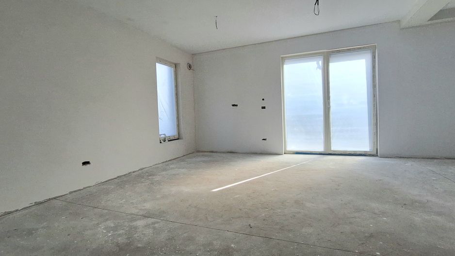 Casa cu garaj- contructie tip duplex - Poză 19