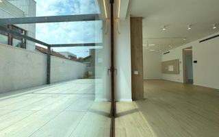 Vila cu 6 camere *575mp* / 2 locuri parcare // Pipera- Iancu Nicolae - Poză 4