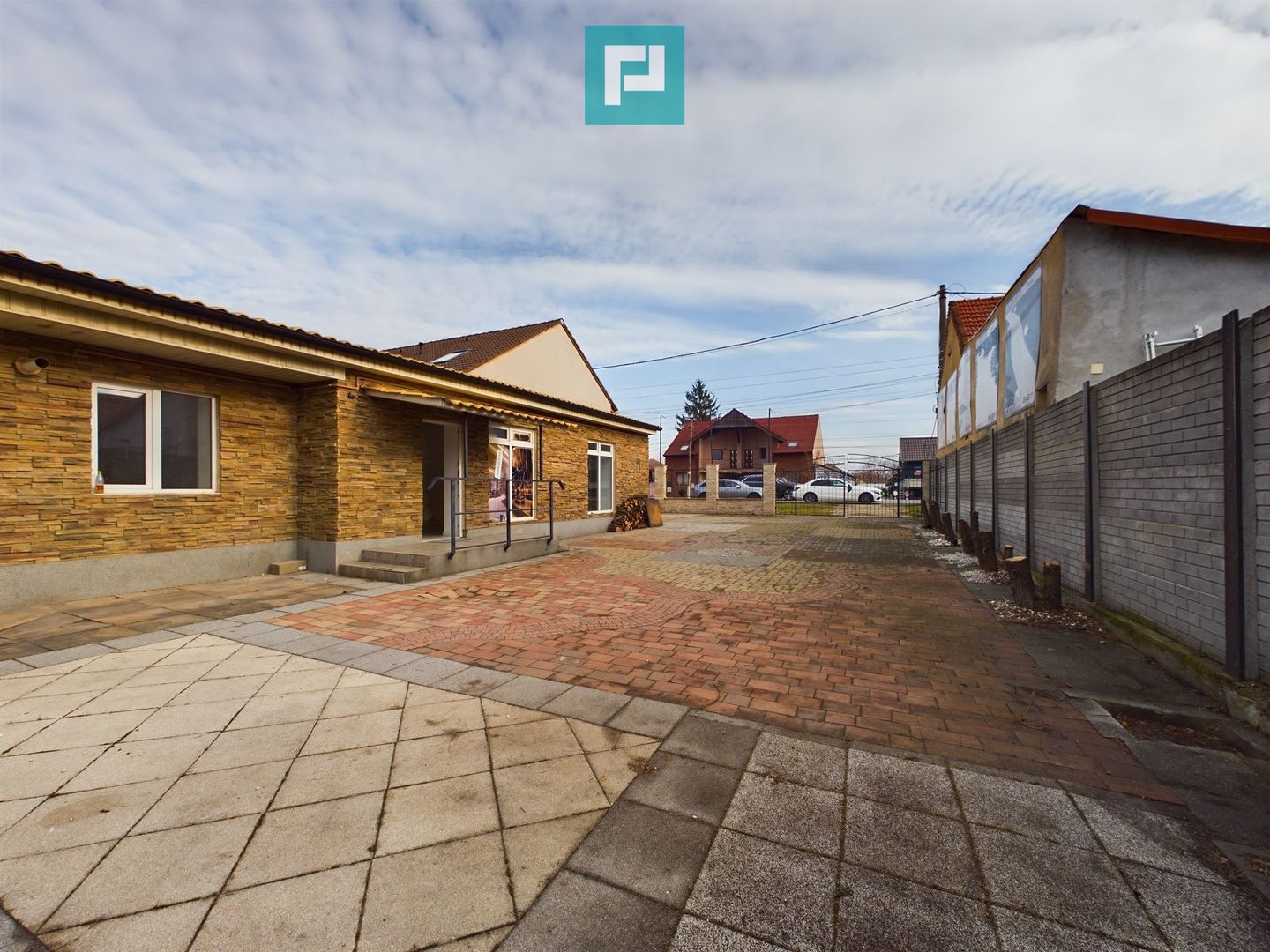 Casă 50 mpu cu teren 720 mp Gradiste - Poză 12