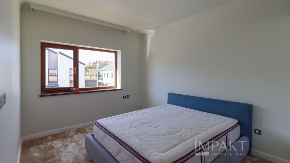 Duplex cu 8 camere in cartierul Buna-Ziua, teren 500 m2 ! - Poză 7