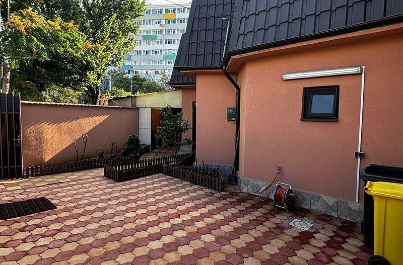 Casa singur curte Toporasi Cladova - Poză 2