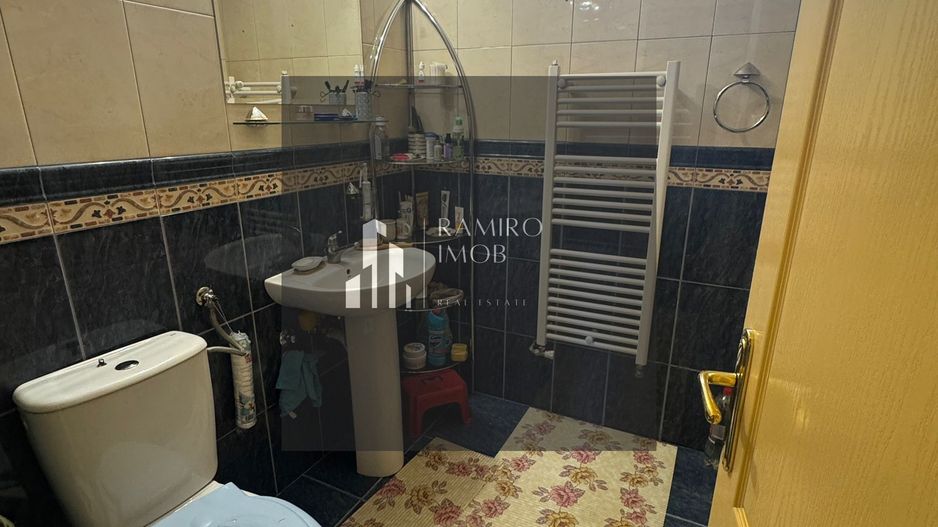 Casa de închiriat 7 camere Sector 4, ideal pentru clinica, gradinita - Poză 28